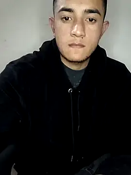 Snapshot of Thick_Cock chatting on 09-19-25, 02:15 Thick Cock online show from 09-19-25, 02:15