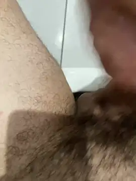 Snapshot of aleatorio995 chatting on 02-21-25, 10:26 aleatorio995 online show from 02-21-25, 10:26