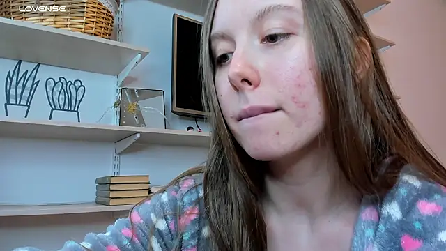 Snapshot of Peggy_Beauty chatting on 02-02-26, 05:34 Peggy Beauty online show from 02-02-26, 05:34