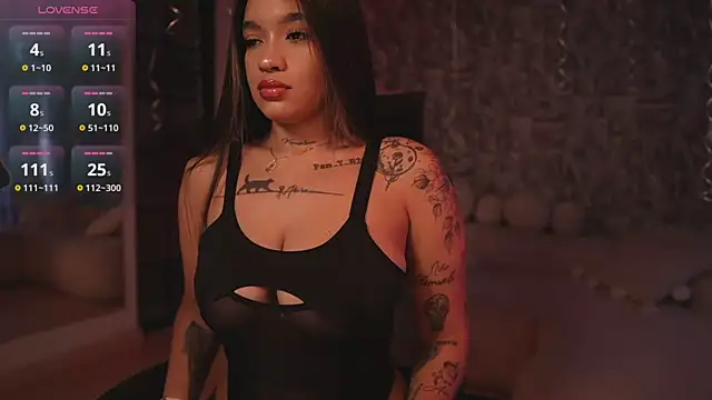 HannahW  online show from 10-29-25, 09:25