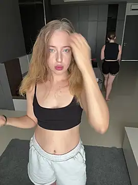 Snapshot of Nura_n_Sarah chatting on 02-11-26, 05:07 Nura n Sarah online show from 02-11-26, 05:07