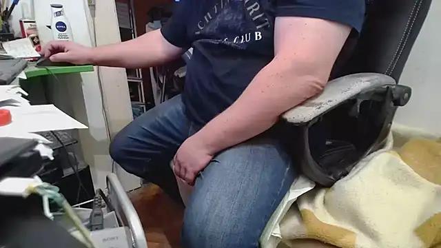 tipko123 online show from 10-15-25, 02:14