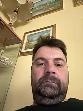 Snapshot of h4cAlex chatting on 12-29-24, 06:27 h4cAlex online show from 12-29-24, 06:27