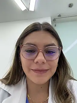 Snapshot of alicee16 chatting on 03-16-25, 07:06 alicee16 online show from 03-16-25, 07:06