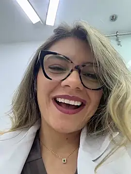 alicee16 online show from 01-11-26, 04:03