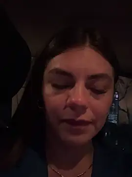 Snapshot of alicee16 chatting on 01-17-25, 01:04 alicee16 online show from 01-17-25, 01:04