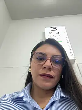 Snapshot of alicee16 chatting on 01-02-25, 08:35 alicee16 online show from 01-02-25, 08:35
