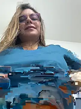 Snapshot of alicee16 chatting on 02-22-25, 06:30 alicee16 online show from 02-22-25, 06:30
