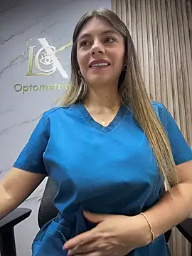 alicee16 online show from 05-11-26, 07:11