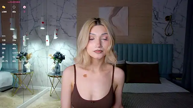 CarolReeves online show from 03-24-26, 07:36