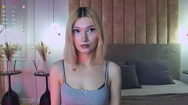 CarolReeves online show from 03-28-26, 04:52