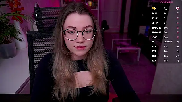 RemyCute online show from 04-10-26, 09:11