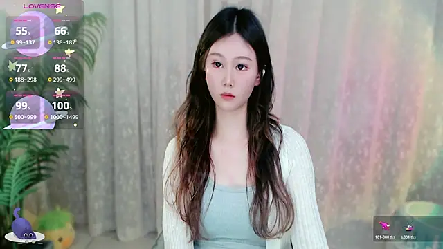 Snapshot of Aimee-520 chatting on 02-24-26, 06:36 Aimee-520 online show from 02-24-26, 06:36