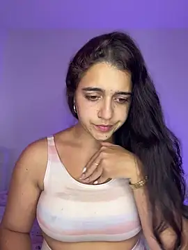 Alicia Ruiz online show from 11-13-25, 06:23