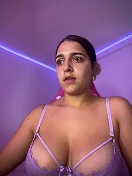 Alicia Ruiz online show from 03-30-26, 07:04