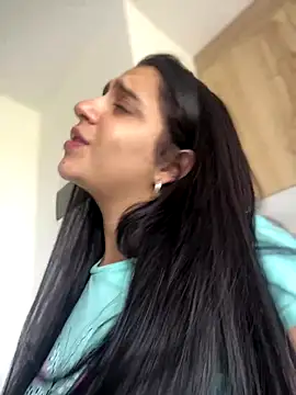 Alicia Ruiz online show from 09-10-25, 06:07