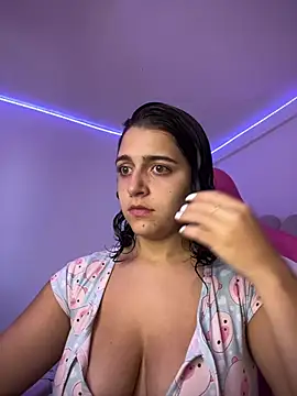 Alicia Ruiz online show from 06-11-26, 08:17