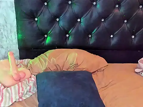 TATIANA LOPEZ19 online show from 01-30-25, 06:24