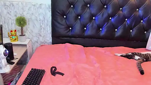 TATIANA LOPEZ19 online show from 01-23-25, 02:55