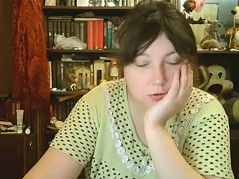 CarrieQPeach online show from 11-14-25, 07:39