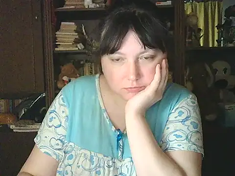 CarrieQPeach online show from 05-02-26, 08:14
