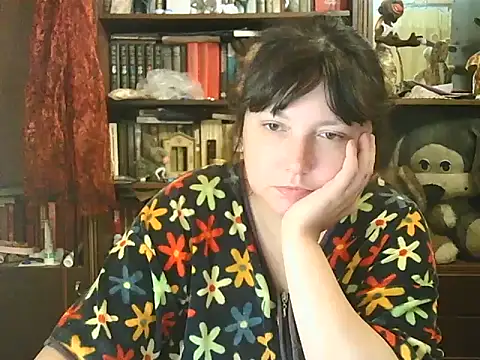 Snapshot of CarrieQPeach chatting on 09-27-25, 10:16 CarrieQPeach online show from 09-27-25, 10:16