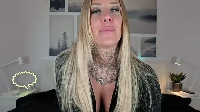 Lara-CumKitten online show from 02-20-25, 04:03