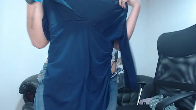 camilleDiaz16 online show from 09-23-25, 10:17