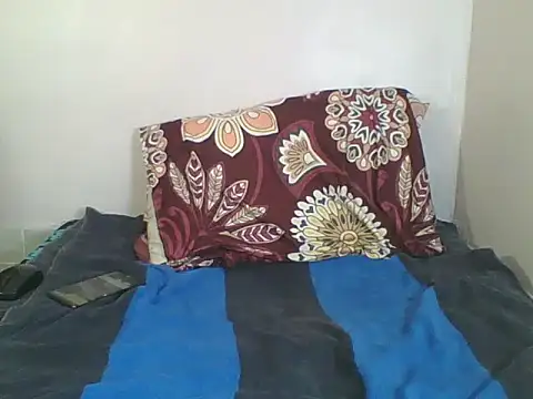 SilentQueen93 online show from 03-25-26, 08:46