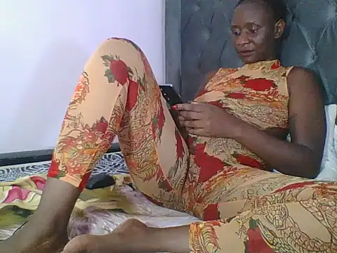 SilentQueen93 online show from 04-10-26, 01:40