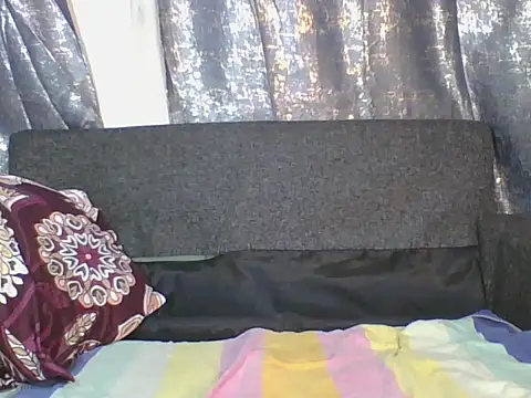 SilentQueen93 online show from 11-29-25, 02:01