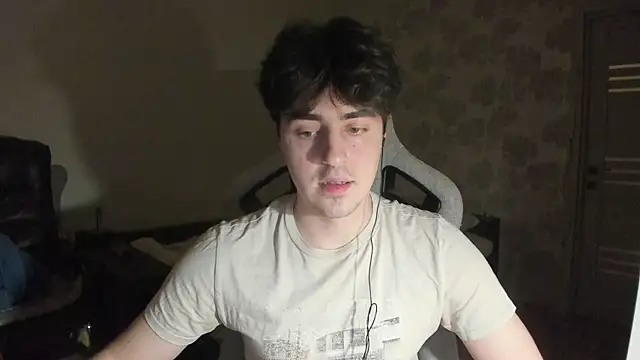 Knuckles17 online show from 03-28-26, 05:14