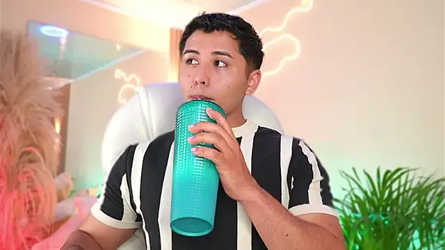 MatiasKorn online show from 04-06-26, 03:35