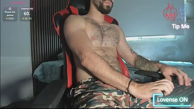 Snapshot of lil_faker420 chatting on 07-16-26, 07:11 lil faker420 online show from 07-16-26, 07:11