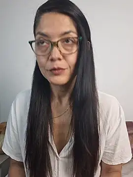 Snapshot of Alicesoul chatting on 07-01-26, 12:33 Alicesoul online show from 07-01-26, 12:33