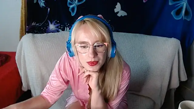 69liamilk69 online show from 06-25-26, 05:12