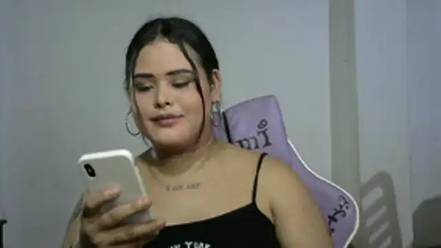 Snapshot of antonellasex1998 chatting on 11-12-25, 11:08 antonellasex1998 online show from 11-12-25, 11:08