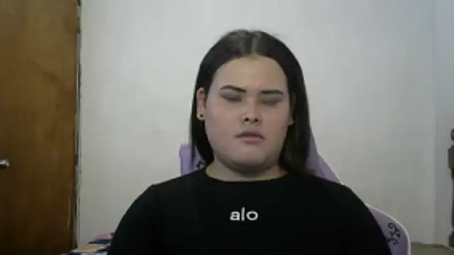 Snapshot of antonellasex1998 chatting on 10-28-25, 01:50 antonellasex1998 online show from 10-28-25, 01:50