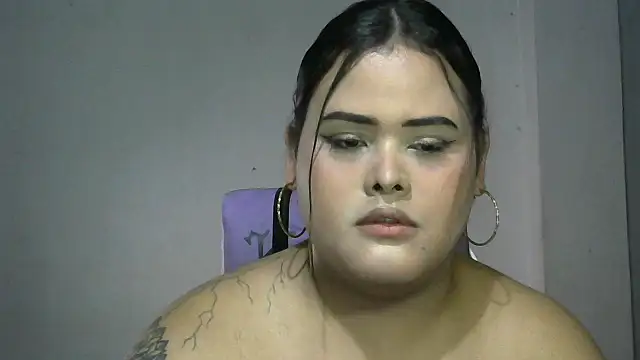 Snapshot of antonellasex1998 chatting on 11-16-25, 06:51 antonellasex1998 online show from 11-16-25, 06:51