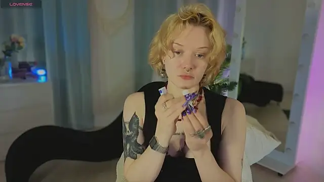 cyber whore  online show from 06-03-26, 11:22