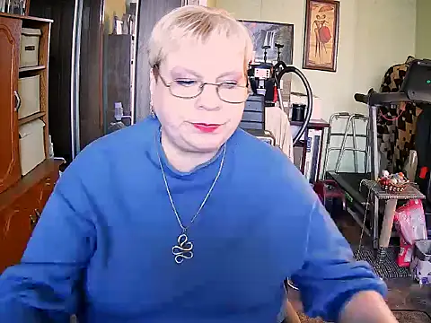 LOLA8888 online show from 10-13-25, 11:01