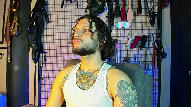 Twisted Fantasy online show from 03-12-25, 04:41