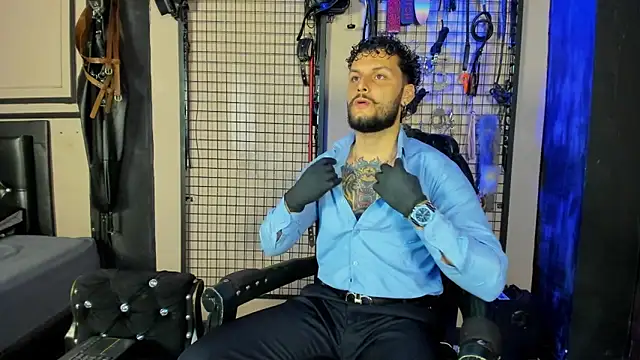 Twisted Fantasy online show from 04-08-26, 03:30