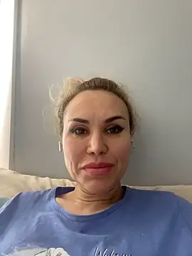 Radmila Queen  online show from 05-15-26, 05:22