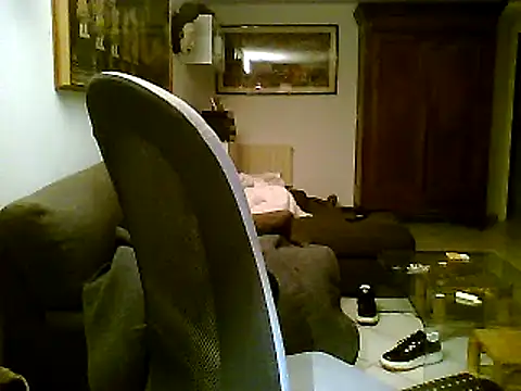 Snapshot of maciste26 chatting on 12-15-24, 12:40 maciste26 online show from 12-15-24, 12:40