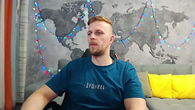 Snapshot of VikingChrisss chatting on 01-15-25, 01:20 VikingChrisss online show from 01-15-25, 01:20