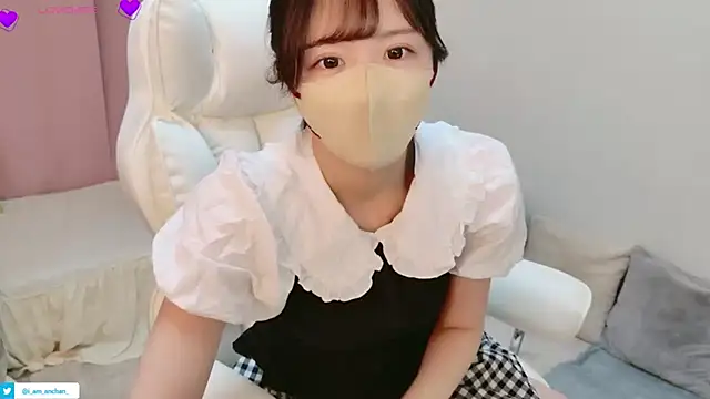 Snapshot of anchan_ chatting on 05-25-26, 01:21 anchan online show from 05-25-26, 01:21