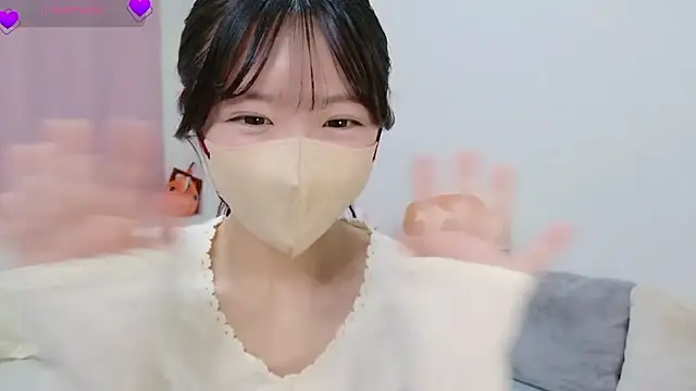 anchan  online show from 09-15-25, 02:17