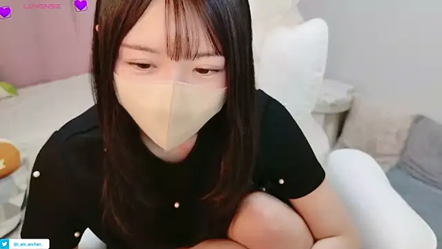 anchan  online show from 07-06-26, 01:18