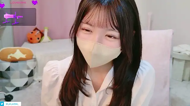 anchan  online show from 06-26-26, 01:28